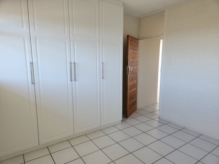 2 Bedroom Property for Sale in Humewood Eastern Cape